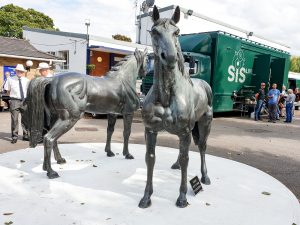 Horses are Royal Windsor Racecourse entrance