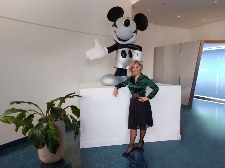 PA-Profile-Dee-Farrell-The-Walt-Disney-Company